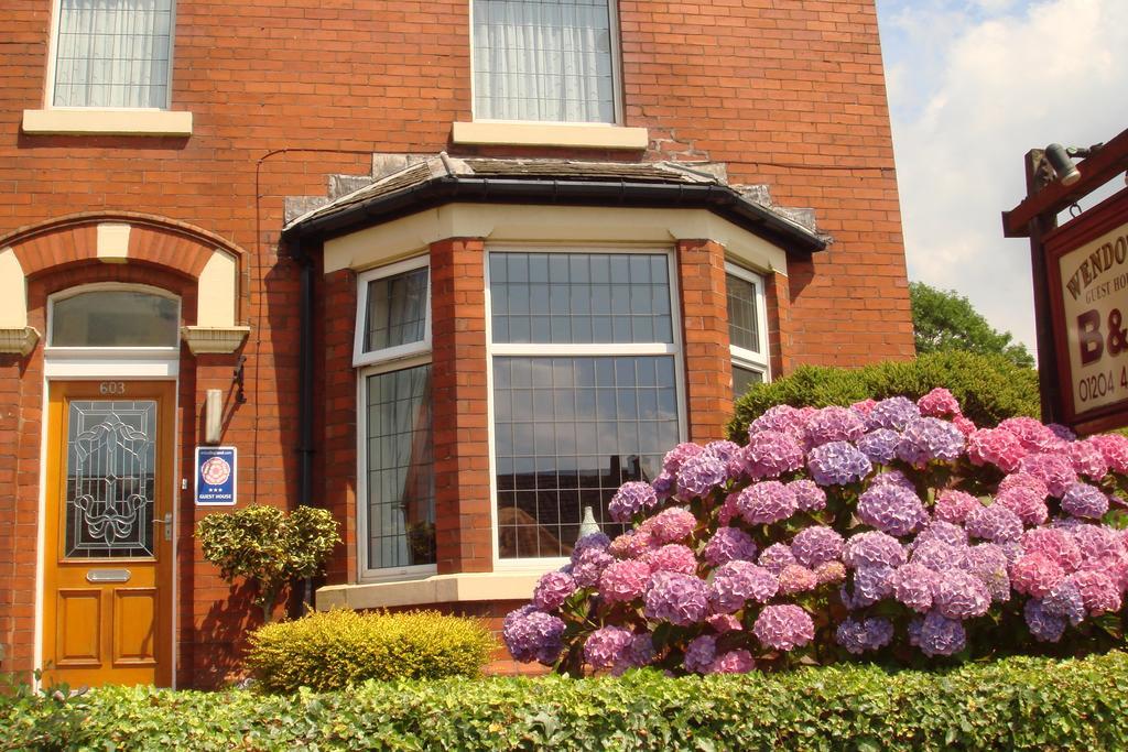 Wendover Guest House Bolton Exterior photo